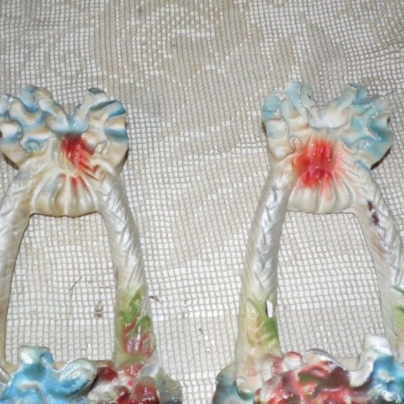 VINTAGE CHALK WALL POCKETS SET FLORAL BASKETS DESIGN CARNIVAL PRIZE 30'S 40'S - Picture 3 of 8